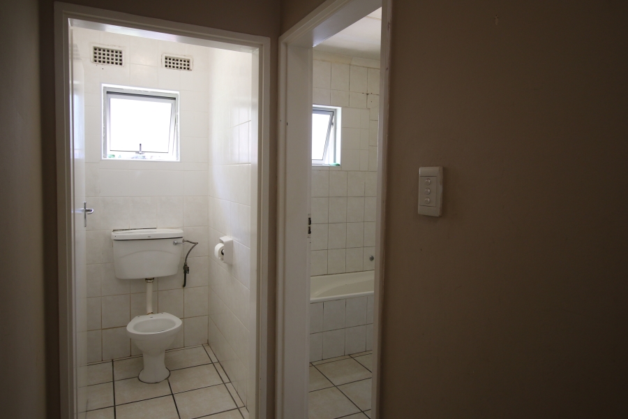 5 Bedroom Property for Sale in Gonubie Eastern Cape